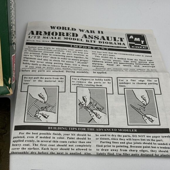 AMT/Ertl World War II Armored Assault Playset +++ Parts Pieces Broken Etc As-Is - Picture 10 of 16